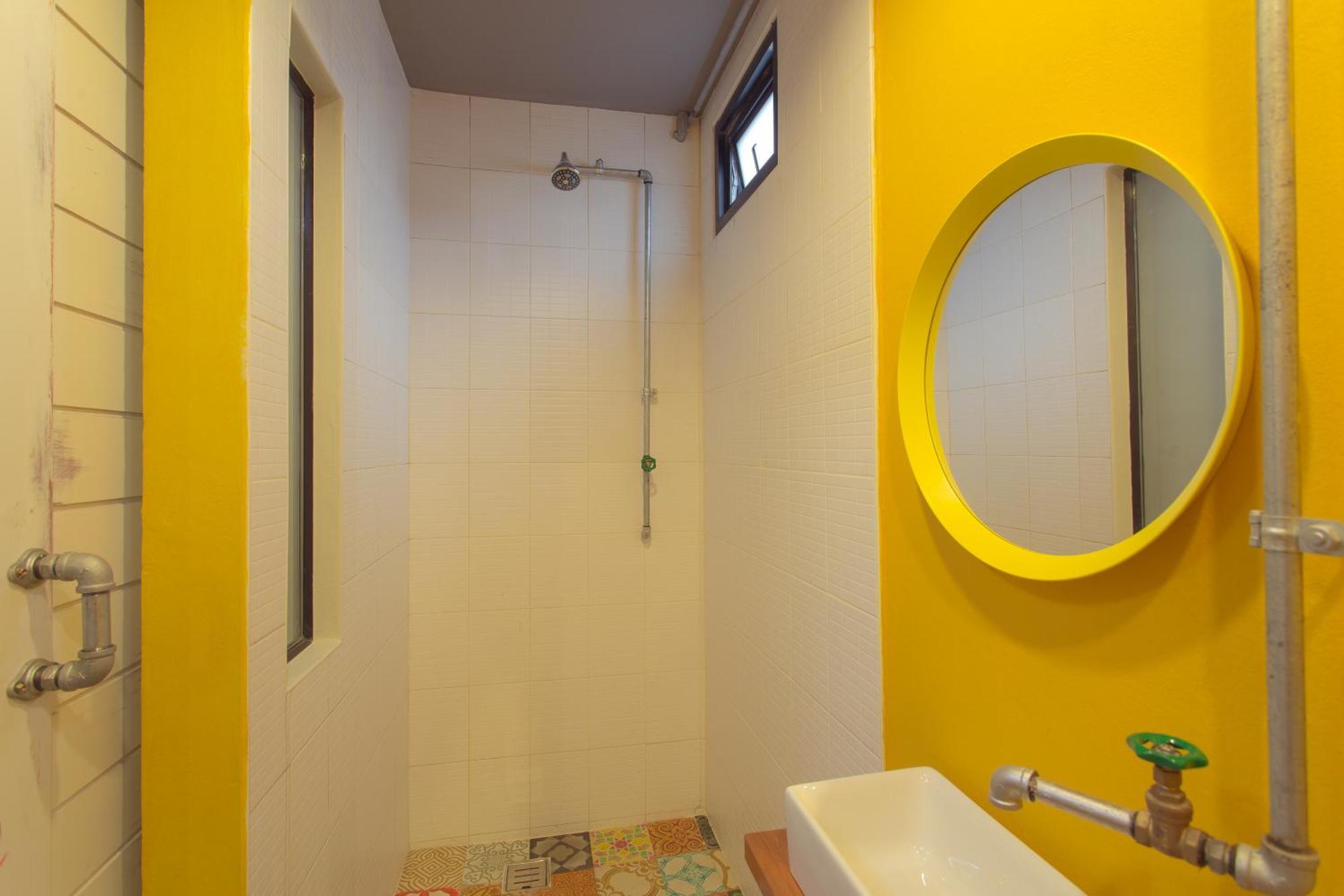 Bloo Hostel Phuket Extérieur photo