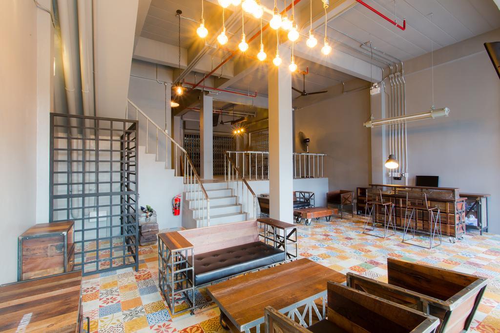 Bloo Hostel Phuket Extérieur photo