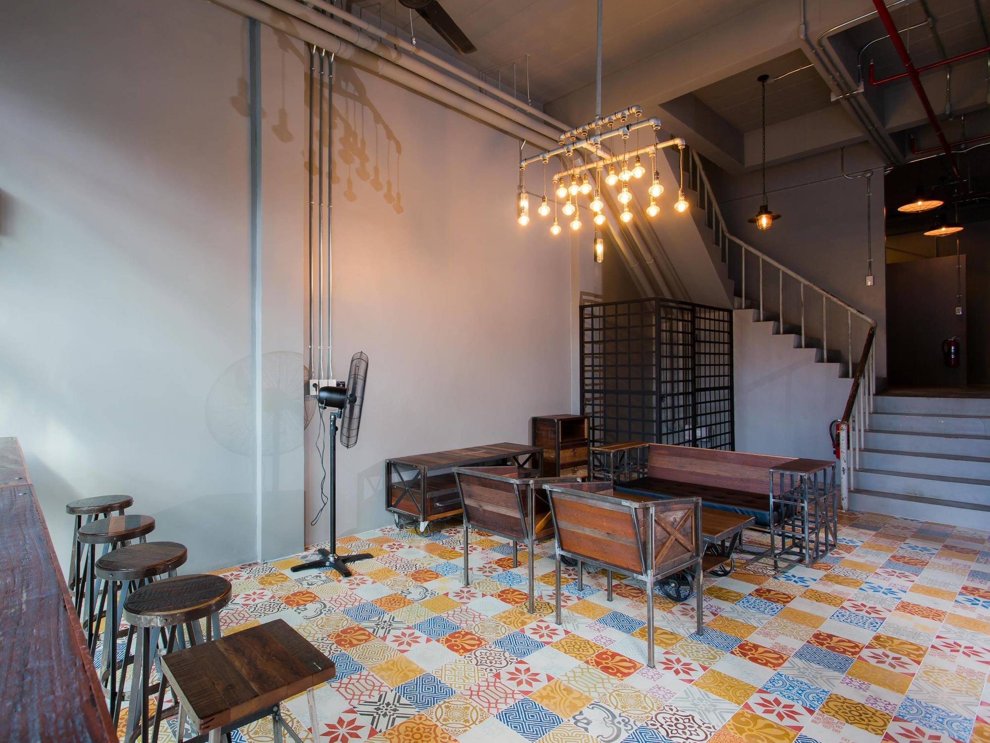 Bloo Hostel Phuket Extérieur photo